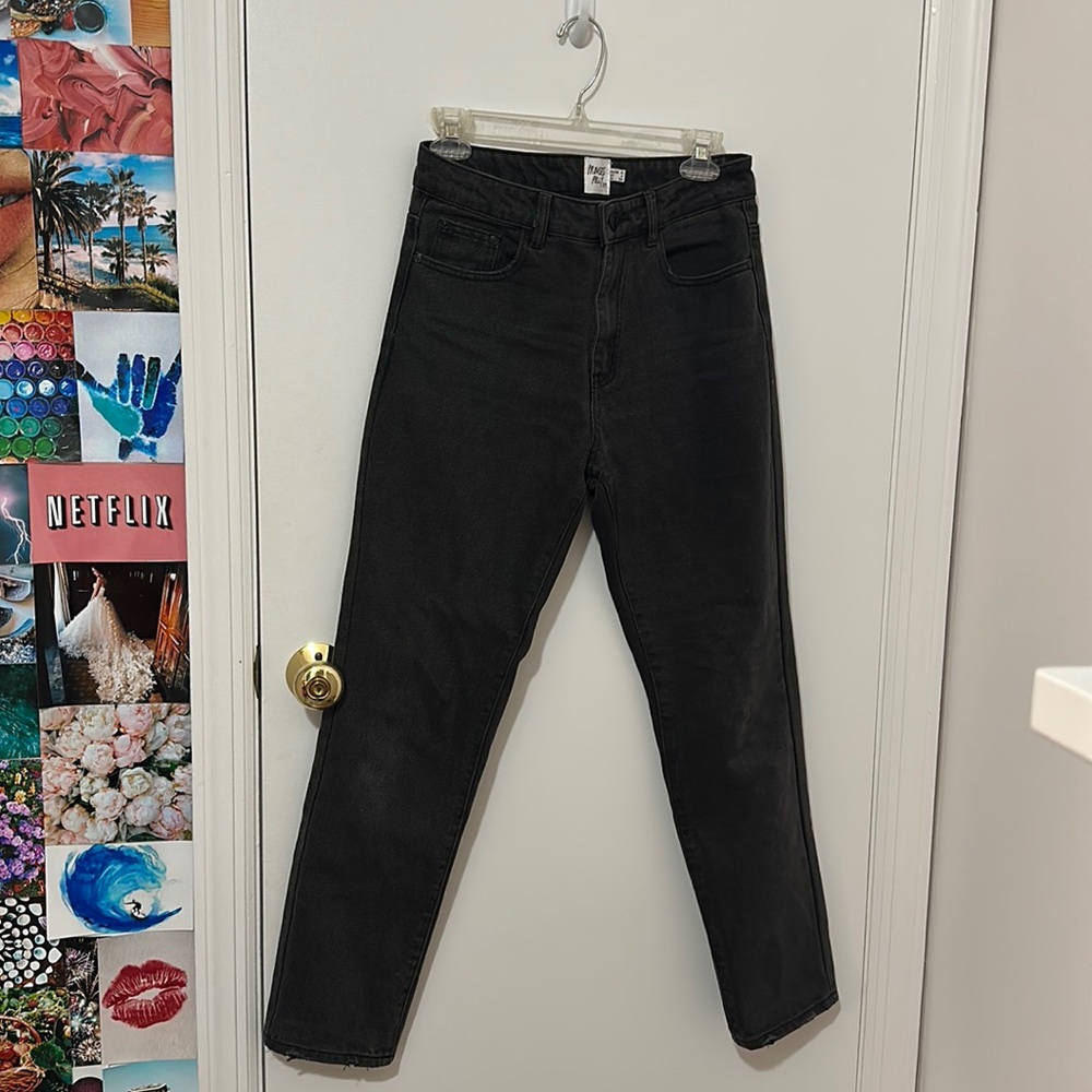 Princess Polly high rise straight cut jeans!